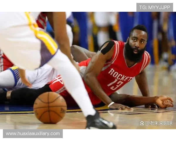 哈登全力促成詹姆斯重返骑士湖人留人希望渺茫